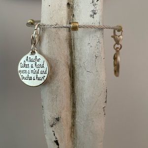 Charm bracelet with 2 charms